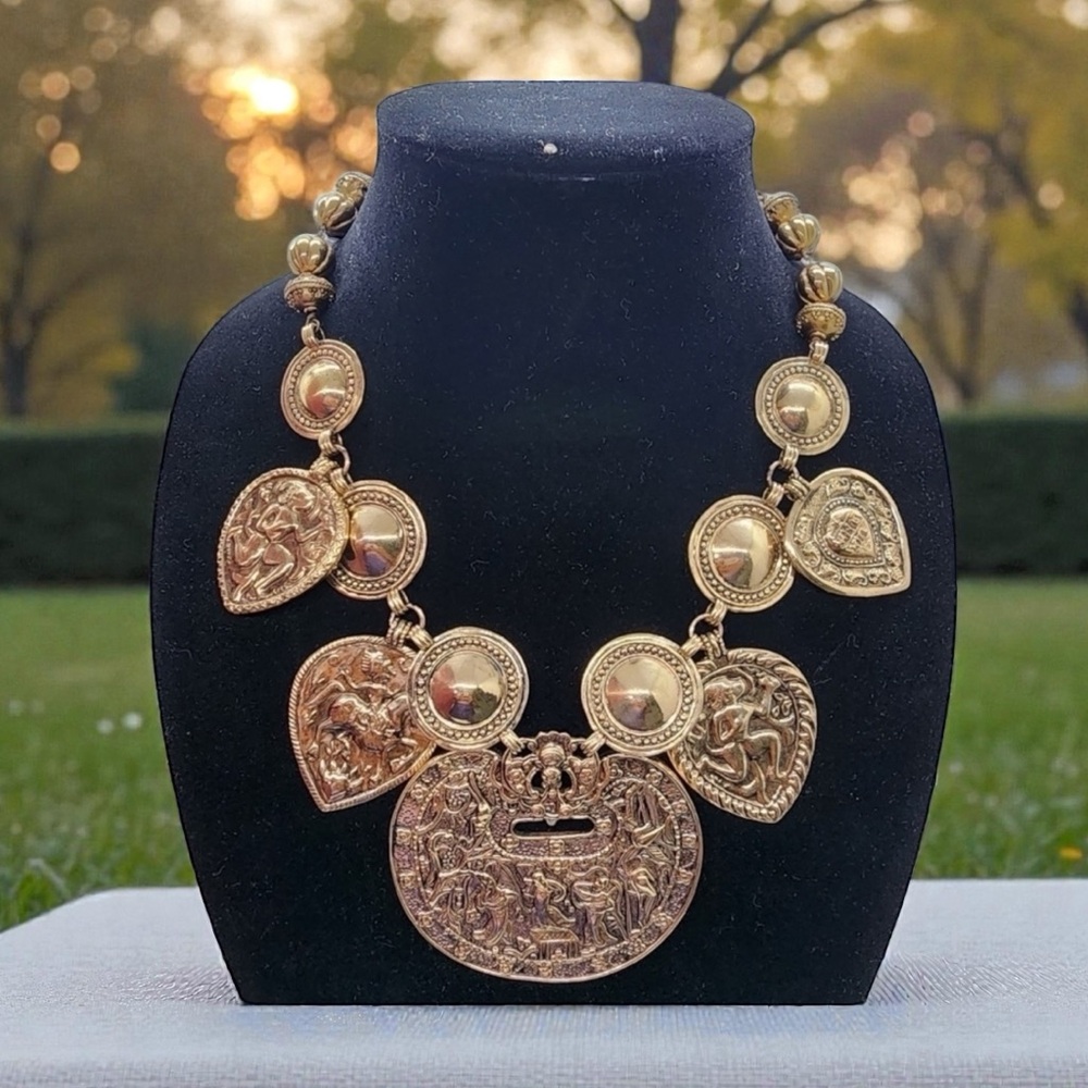 AMY KAHN RUSSELL AKR Vintage Egyptian Queen Bronze Statement Necklace